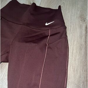 Nike Women's Go Dri-Fit High Rise 7/8 Leggings